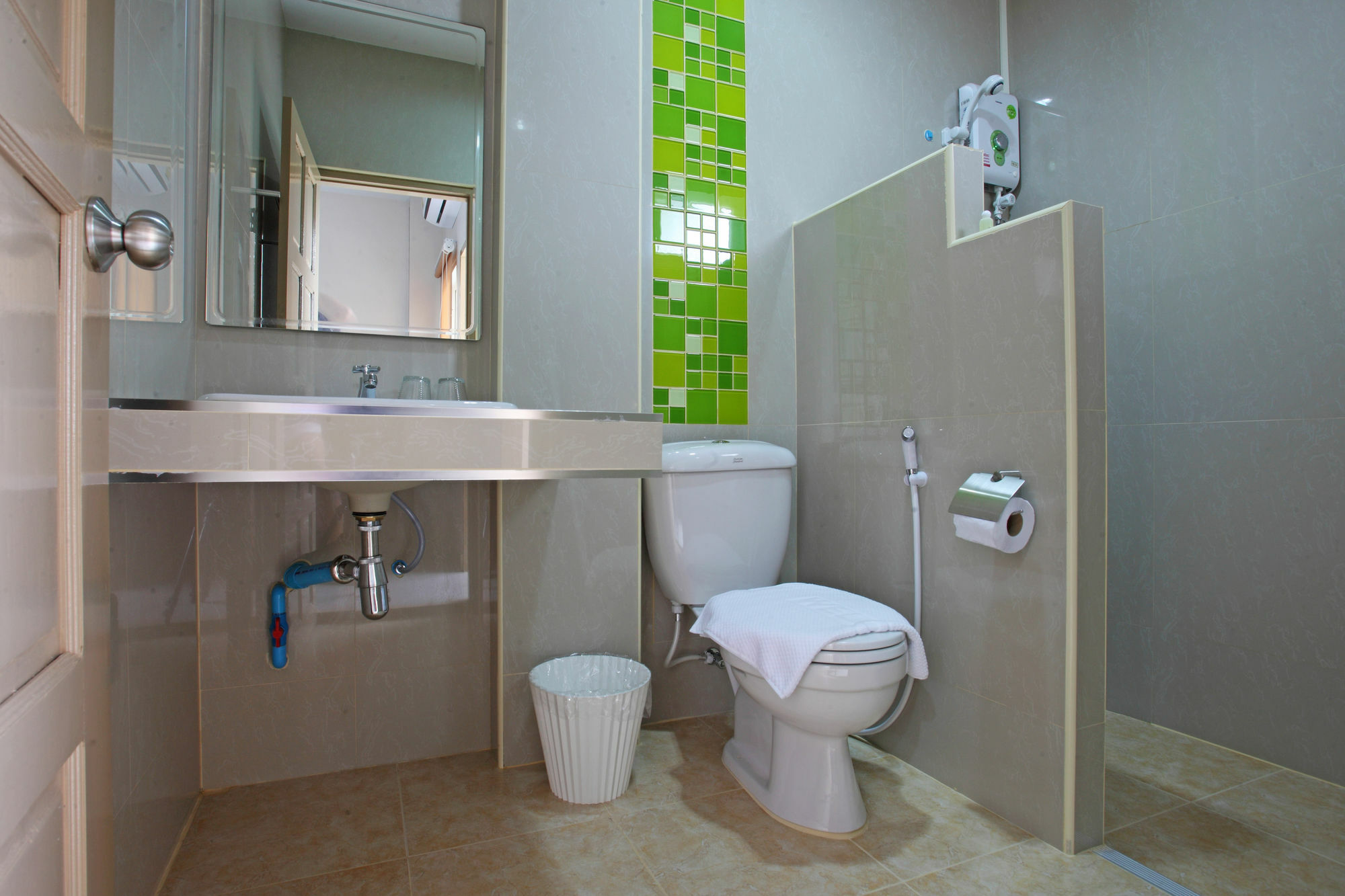Garden Hill Hotel Trang Exterior photo